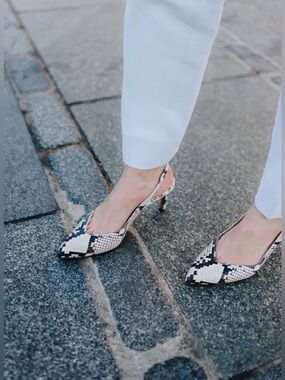 Inez Mia Slingback in lizard print size 8 W